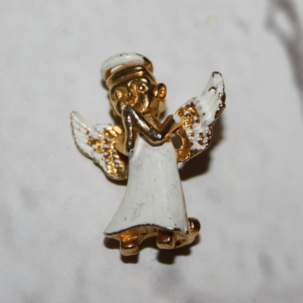 👼 Vintage Gold & White Enamel Angel Brooch · 1"